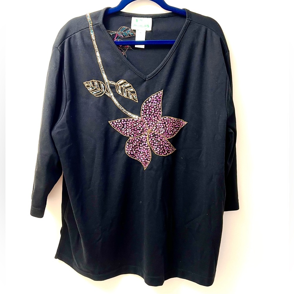 Quacker Factory Extremely Vintage Black embellished top good condition